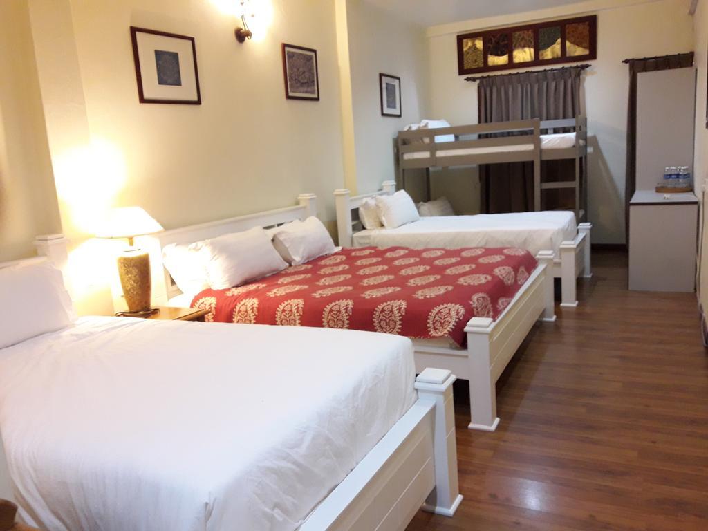Hotel Zamburger Heritage Melaka  Bagian luar foto