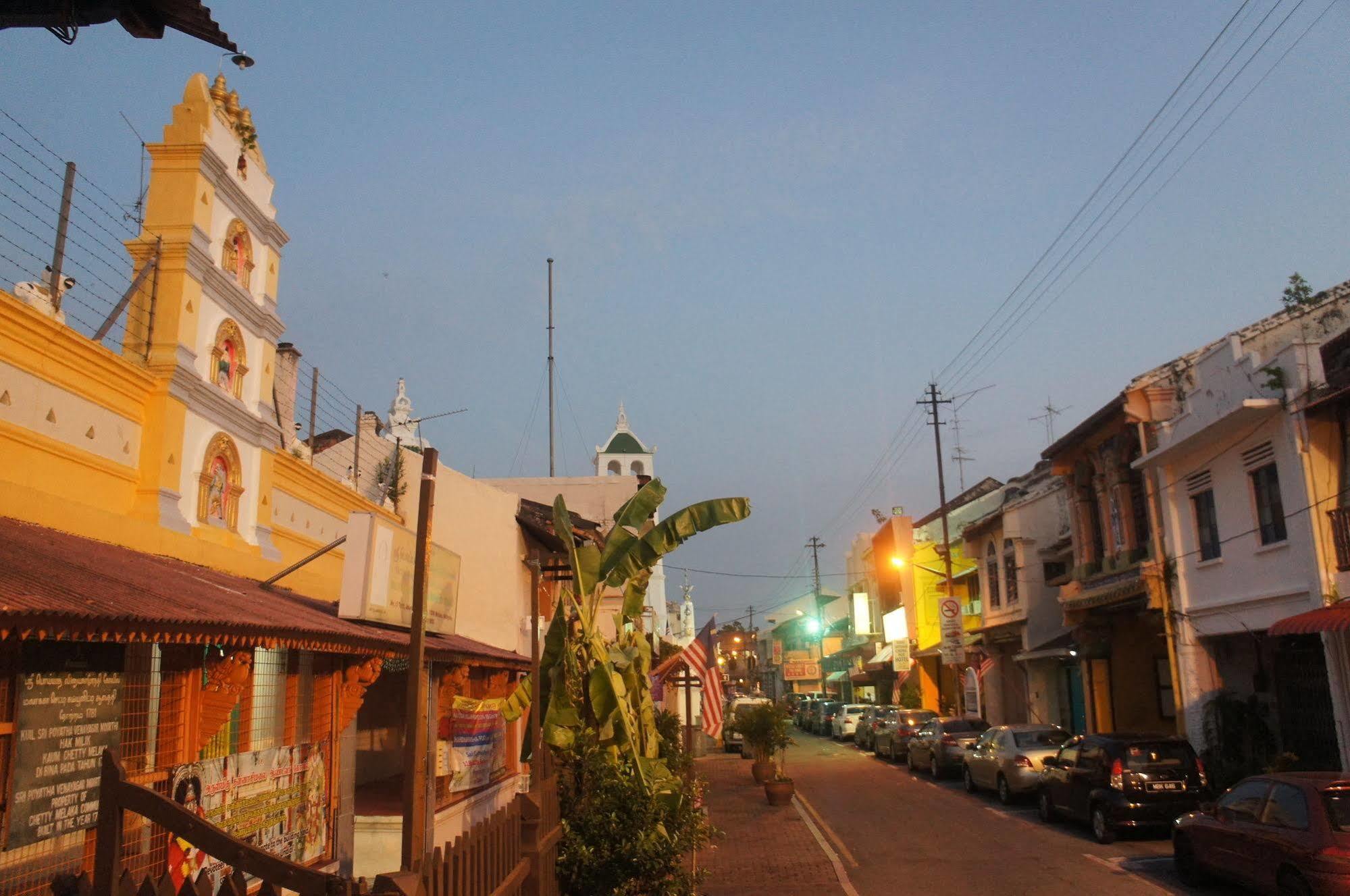 Hotel Zamburger Heritage Melaka  Bagian luar foto